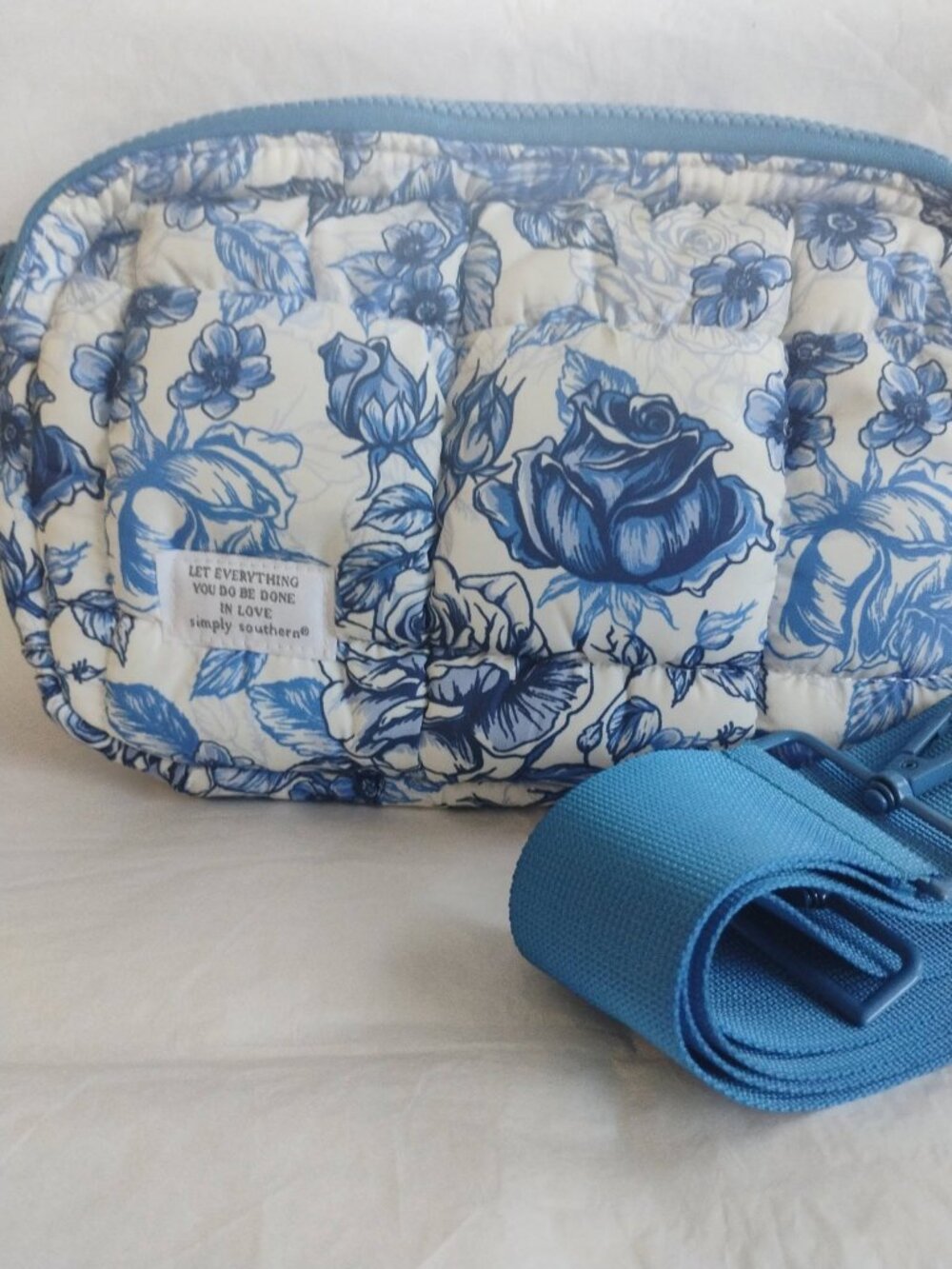 Simply Southern Small Quilted Floral Crossbody Bag /W Detachable Strap- NWOT